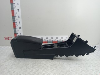 Подлокотник, ориг. номер 3C0864211B, Volkswagen Passat 2011-2015