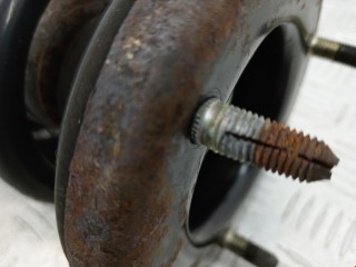 Стойка передняя левая, ориг. номер MR554292, Mitsubishi Pajero 1997-2004