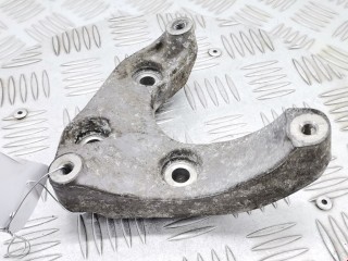 Кронштейн компрессора кондиционера, Opel Zafira 2008-2014