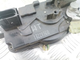 Замок двери передней правой, ориг. номер 13220368, Opel Astra 1998-2009