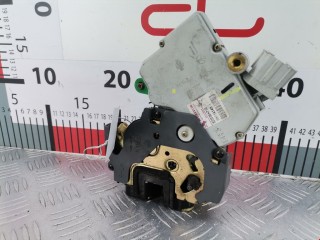 Замок двери задней левой, ориг. номер 825033Y500, 825538H710, Nissan X-Trail 2000-2004