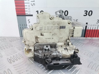 Замок двери передней правой, ориг. номер 3C2837016A, Volkswagen Passat 2011-2015