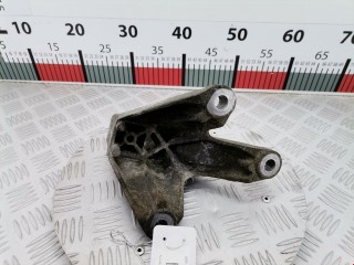 Кронштейн, Ford Focus 2001-2005