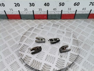Скоба (кронштейн) крепления форсунки, ориг. номер 8200433867, Renault Megane 2008-2014