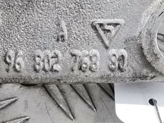 Кронштейн полуоси, ориг. номер 9680276880, Citroen C3 Picasso 2008-2012
