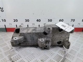 Кронштейн генератора, ориг. номер 9135170, Volvo S70 1996-2000