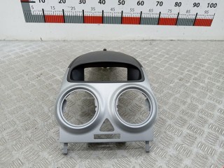 Накладка декоративная на торпедо, ориг. номер 13295003, Opel Corsa 2006-2011