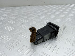 Кнопка аварийной сигнализации, ориг. номер TR9503, 8433205050, Toyota Avensis 2003-2006