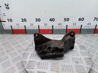 Кронштейн двигателя, ориг. номер 13189381, Opel Astra 1998-2009