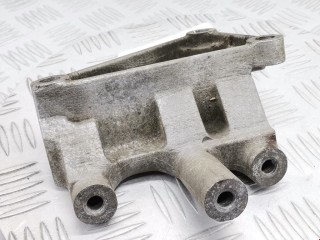 Кронштейн двигателя, ориг. номер 11231AX600, Nissan Micra 2005-2007