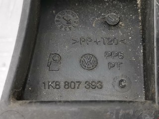 Кронштейн крепления бампера заднего, ориг. номер 1K8807393C, Volkswagen Scirocco 2008-2014