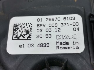Педаль газа, ориг. номер 81259706103, 6PV00937100, MAN TGM 2006-2026