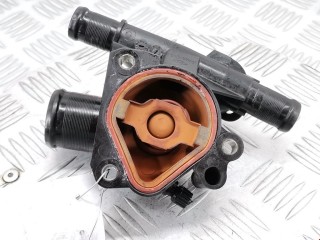 Корпус термостата, ориг. номер 8200801571, 8200907234, Renault Scenic 2006-2009