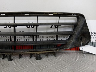 Заглушка (решетка) в бампер, ориг. номер 24440605, Opel Vectra 1999-2002