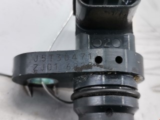 Датчик распредвала, ориг. номер ZJ0118230, Mazda 3 2003-2006