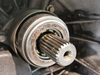 КПП механическая (МКПП) 5-ступенчатая, ориг. номер XS4R7002HD, Ford Focus 1998-2001