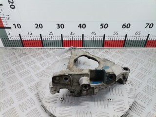 Кронштейн двигателя, ориг. номер 112318H800, Nissan X-Trail 2000-2004