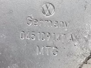 Защита (кожух) ремня ГРМ, ориг. номер 045109107F, Volkswagen Beetle 2005-2010