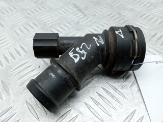 Фланец (тройник) системы охлаждения, ориг. номер 6Q0122291F, 1J0121619A, Volkswagen Passat 2000-2005