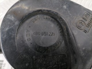 Сигнал (клаксон), ориг. номер 4B0951221, Audi A6 2001-2005