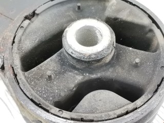 Подушка крепления КПП, ориг. номер 21031129, Opel Signum 2003-2005