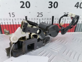 Замок двери задней левой, ориг. номер CB0773310D, Mazda Premacy 2001-2005
