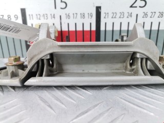 Ручка наружная задняя левая, ориг. номер C10073410B, Mazda Premacy 2001-2005