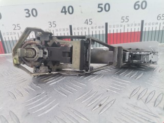 Ручка наружная передняя левая, ориг. номер 3B0837885, 3U0837885, Volkswagen Passat 2000-2005