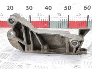 Кронштейн двигателя, ориг. номер 9156953, 73502798, Opel Vectra 2002-2005