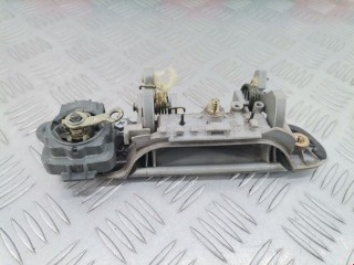 Ручка наружная передняя левая, ориг. номер CB0459410B, Mazda Premacy 2001-2005