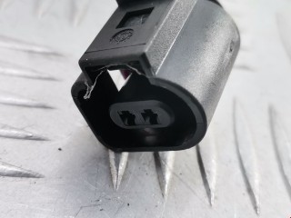 Ручка крышки багажника, ориг. номер 1J0827566L, 1J0827566B, Volkswagen Golf 1997-2006