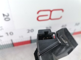 Стоп-сигнал, ориг. номер 3B9945097A, 3B5945135, Volkswagen Passat 1996-2001
