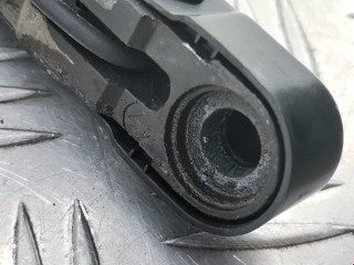 Щеткодержатель задний, ориг. номер A1688201044, Mercedes A W168 2001-2004