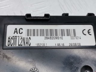 Блок комфорта, ориг. номер 284B2EM01E, 216693907, Nissan Note 2005-2008
