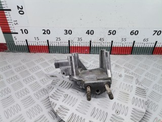 Кронштейн двигателя, Mitsubishi Carisma 1999-2004