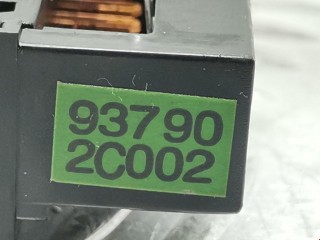 Кнопка аварийной сигнализации, ориг. номер 937902C002, 937302C002, Hyundai Coupe 1999-2002