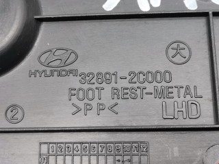 Опорная площадка для ноги, ориг. номер 328912C000, Hyundai Coupe 1999-2002