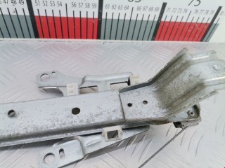 Стеклоподъемник задний правый, ориг. номер A1687301046, Mercedes A W168 2001-2004