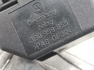 Кнопка стеклоподъемника, ориг. номер 3B0959855, Skoda Octavia 1996-2000