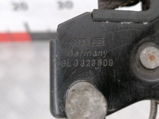 Замок капота, ориг. номер 8L0823509, 8L0823509C, Audi A3 1996-2000