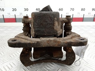 Суппорт передний правый, ориг. номер 4773042040, Toyota RAV4 2000-2003