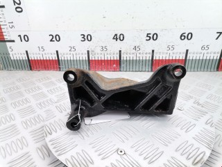 Кронштейн двигателя, ориг. номер 13257618, 24420695, Opel Vectra 2005-2008