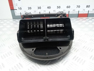 Дефлектор обдува салона, ориг. номер A2118300054, 2118300054, Mercedes E W211 1999-2002