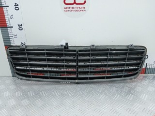 Решетка радиатора, ориг. номер A2038800183, A2038800223, Mercedes C W203 2000-2004