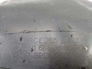 Защита арок задняя правая (подкрылок), ориг. номер A2106988630, Mercedes E W210 1999-2002