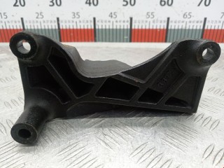 Кронштейн двигателя, ориг. номер 13189381, Opel Zafira 2008-2014