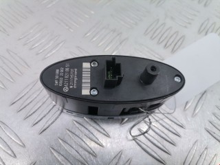 Кнопка стеклоподъемника, ориг. номер A2118218651, 501898, Mercedes E W211 2002-2006
