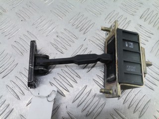 Ограничитель открывания двери задней, ориг. номер A2207300016, Mercedes S W220 1998-2002