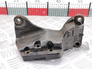 Кронштейн двигателя, ориг. номер 13189381, Opel Zafira 2005-2008