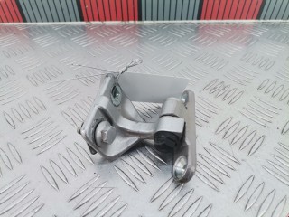 Петля двери, ориг. номер A2037300537, Mercedes C W203 2000-2004